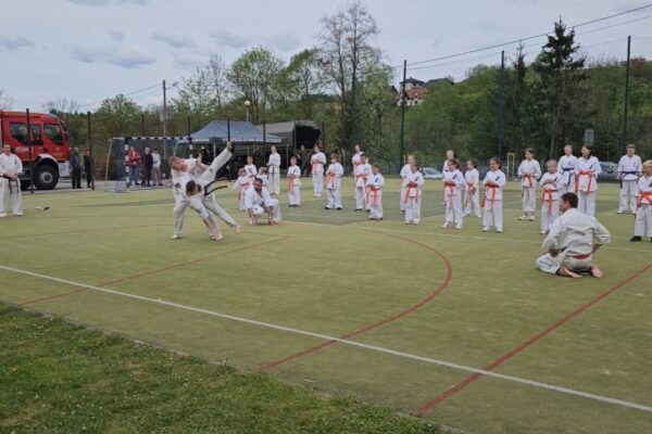 Pokaz Karate Kyokushin dla dzieci i młodzieży w Słopnicach Górnych