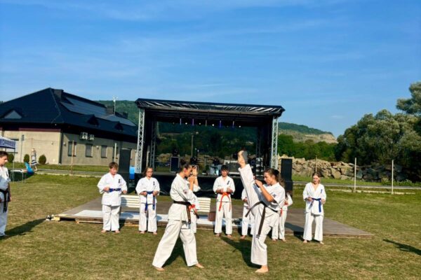 Pokaz Karate Kyokushin podczas Festynu w Chomranicach